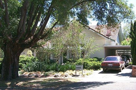 18 River View St, South Perth, WA 6151