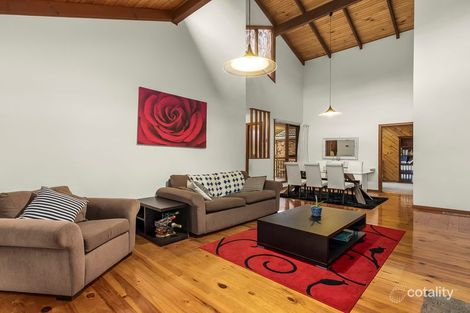 Property photo of 15 Birchgrove Crescent Templestowe VIC 3106