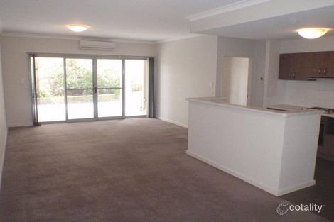 2/1 Ibera Way, Success, WA 6164