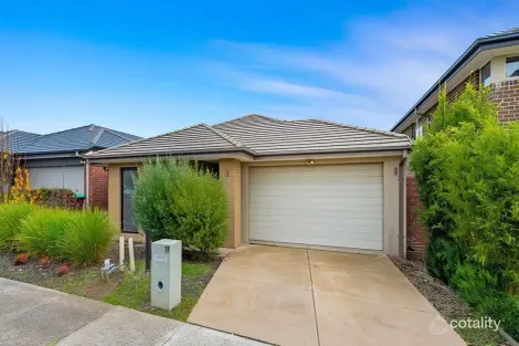 19 Shanahans Dr, Cranbourne North, VIC 3977