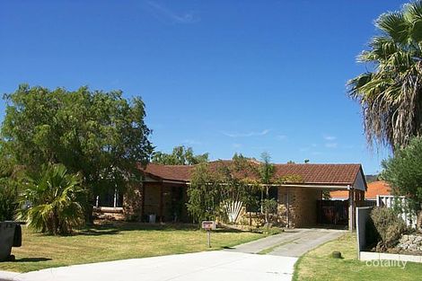 21 Excalibur Cir, Camillo, WA 6111