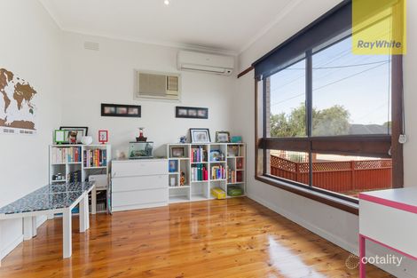 12 Gum Rd, Kings Park, VIC 3021