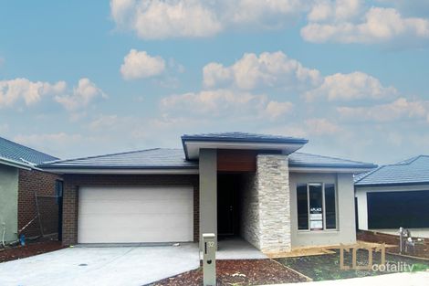 32 Coronado Ave, Craigieburn, VIC 3064