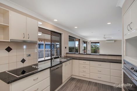 Property photo of 1 Jindabyne Court Highland Park QLD 4211