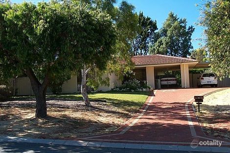 9 Ambergate St, Karrinyup, WA 6018