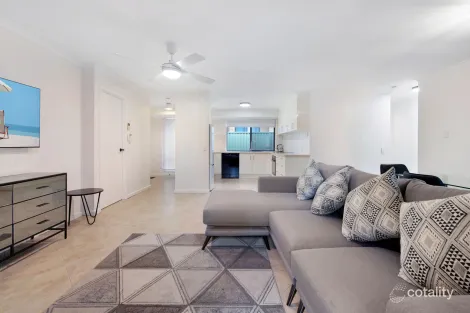 2/269 Government Rd, Labrador, QLD 4215