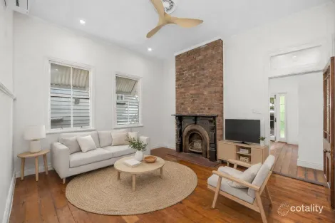 Property photo of 79 Kennigo Street Spring Hill QLD 4000