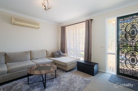 Property photo of 4 Columbia Close Woodrising NSW 2284