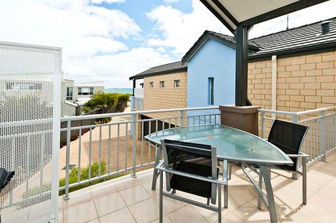 Property photo of 4/191 Rockingham Beach Road Rockingham WA 6168