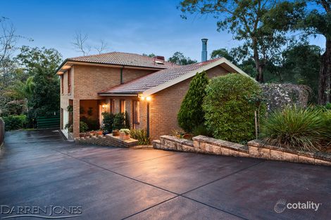 Property photo of 25 Dunbarton Drive Eltham North VIC 3095