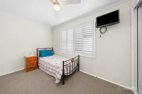 Property photo of 28 Shamrock Drive Berkeley Vale NSW 2261