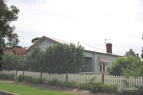 19 Collaroy Rd, New Lambton, NSW 2305