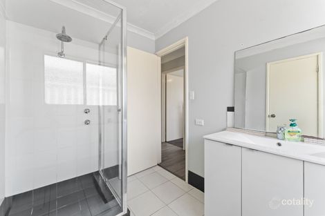 Property photo of 8 Conway Loop Waikiki WA 6169