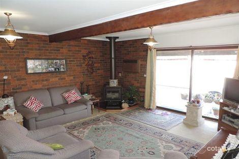 Property photo of 66 Service Street Porepunkah VIC 3740