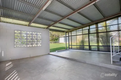 Property photo of 2 McMahon Street Bundamba QLD 4304