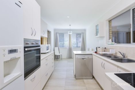 Property photo of 298 Bayview Street Hollywell QLD 4216