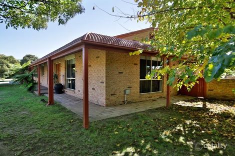 Property photo of 60 Ferntree Drive Bomaderry NSW 2541