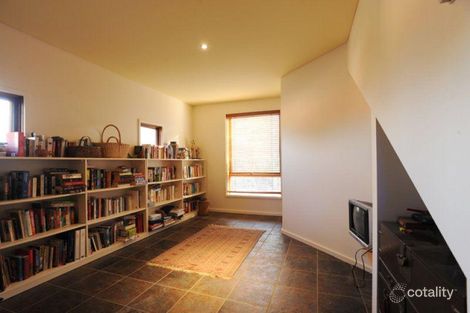 Property photo of 7 Tennant Place Jerrabomberra NSW 2619