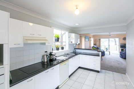 Property photo of 17 Paringa Avenue Davistown NSW 2251