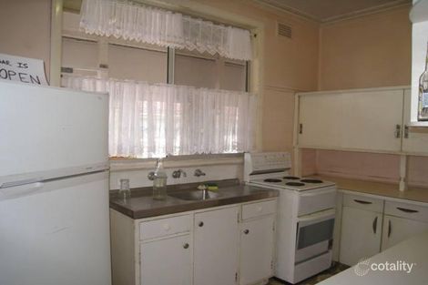Property photo of 2 New Road Warners Bay NSW 2282