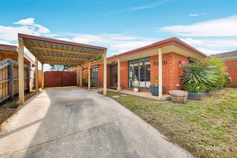 Property photo of 26 Andrea Crescent Cranbourne North VIC 3977