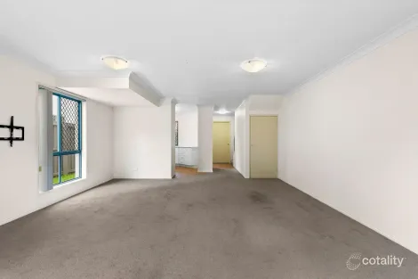 Property photo of 4/87-91 Heeb Street Ashmore QLD 4214