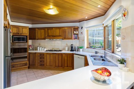 Property photo of 45 Mincha Avenue Templestowe Lower VIC 3107