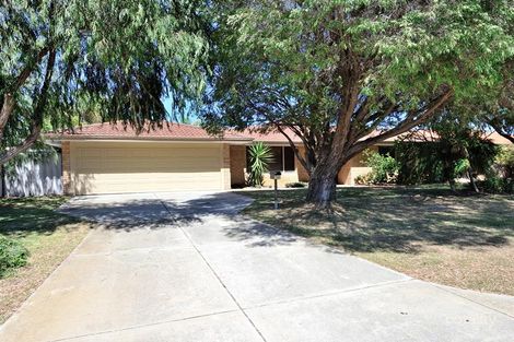 54 Jamaican Rd, Waikiki, WA 6169