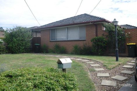 7 De Havilland Ave, Strathmore Heights, VIC 3041