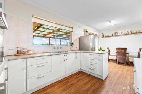 11 Dundee Rd, Modbury, SA 5092