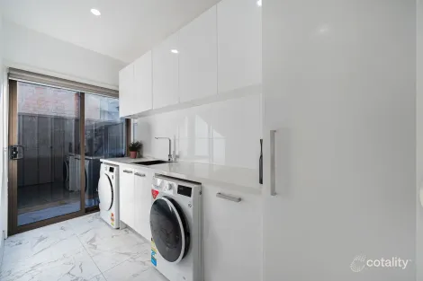 Property photo of 18 Prosperity Way Roxburgh Park VIC 3064