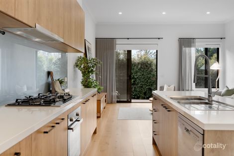 Property photo of 2/46 Vinter Avenue Croydon VIC 3136