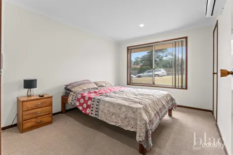 Property photo of 9 Macquarie Drive Petrie QLD 4502