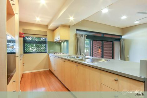 Property photo of 2/34-36 Clarence Street South Brisbane QLD 4101