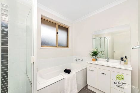 Property photo of 30 John Holt Street Macgregor ACT 2615