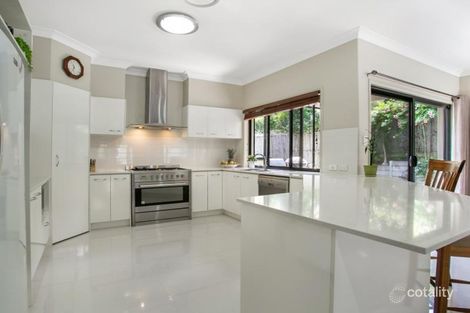Property photo of 25 Highland Drive Seventeen Mile Rocks QLD 4073