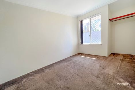 Property photo of 11 Orania Mews Warnbro WA 6169