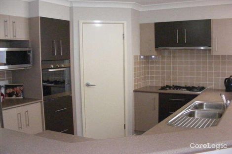 Property photo of 18 June Avenue Basin View NSW 2540