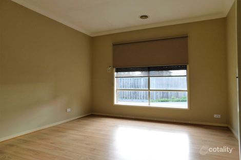 Property photo of 2 Saintly Avenue Wollert VIC 3750