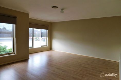 Property photo of 2 Saintly Avenue Wollert VIC 3750