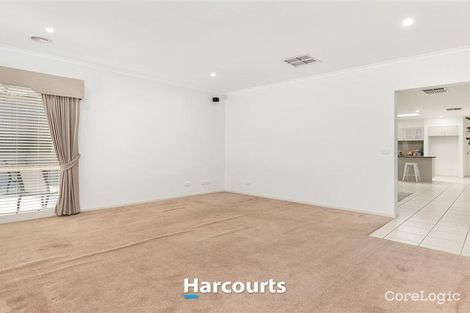 Property photo of 8 Belmont Road Berwick VIC 3806