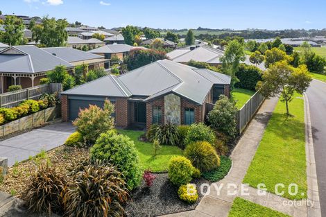 Property photo of 2 Skipton Street Drouin VIC 3818