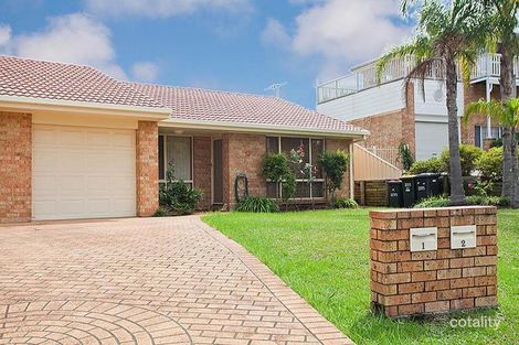 Property photo of 2/25 Seabreeze Place Thirroul NSW 2515