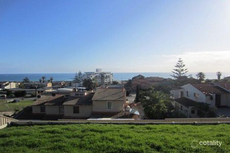 Property photo of 4/63 Hastings Street Scarborough WA 6019