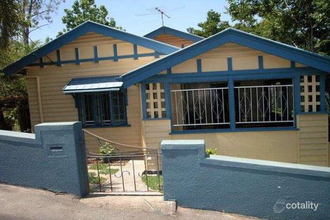 18 Rosebery St, Highgate Hill, QLD 4101