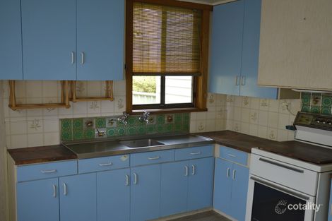 Property photo of 11 Ellinbank Street Newborough VIC 3825