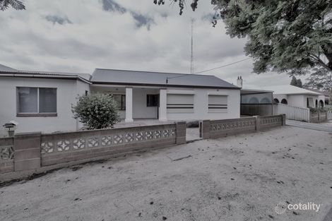Property photo of 1 First Street Loxton SA 5333