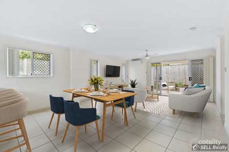 Property photo of 1/13 Victor Street Birkdale QLD 4159