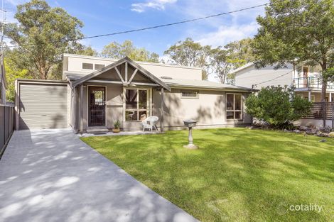 Property photo of 11 Warner Avenue Tuggerawong NSW 2259