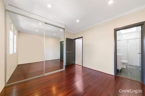 Property photo of 13/12-14 Darcy Road Westmead NSW 2145